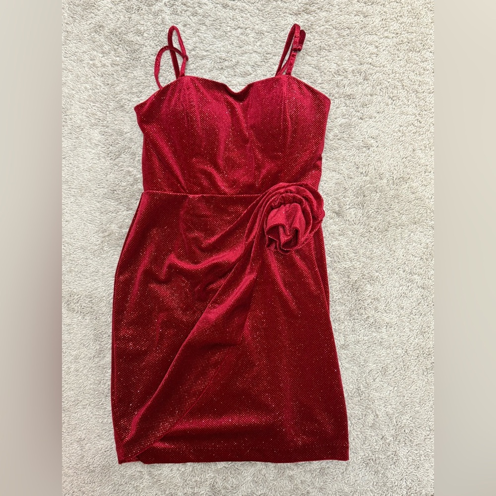 Sparkly Crimson Red Juniors Dress 1/2 – Velvet Feel, Adjustable Straps, EUC